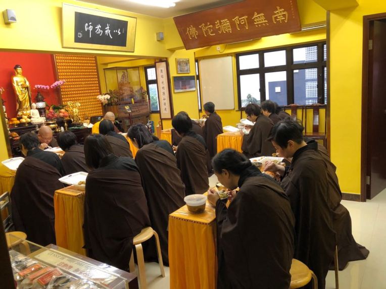 2017-11-27-PHOTO-00002211